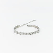Load image into Gallery viewer, Olivia Watch Chain Bracelet
